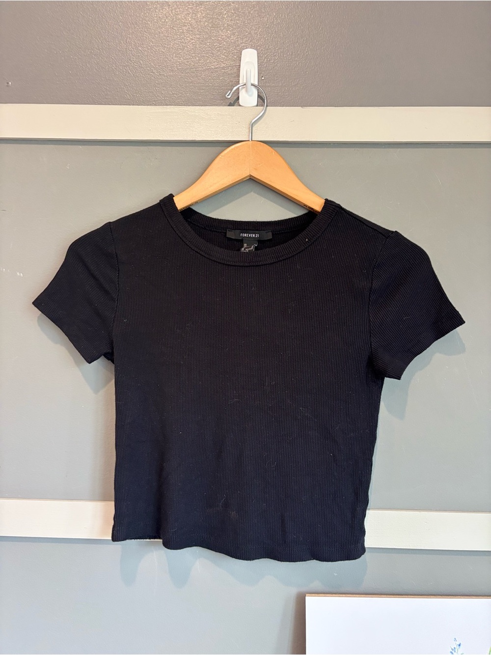 Forever 21 Black Ribbed Short Sleeve Tee